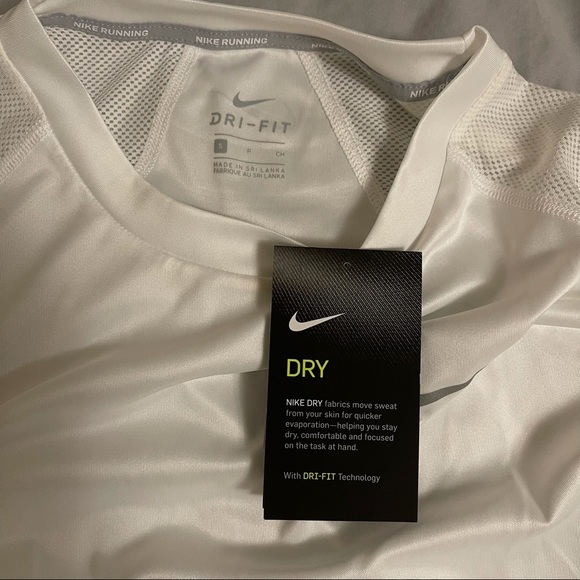 Nike Tops - Nike running dri-fit tee new!